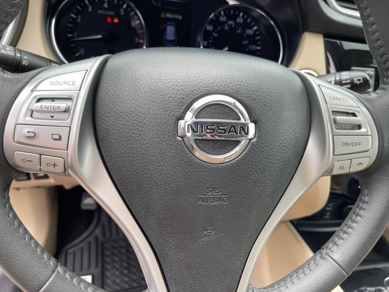 used 2016 Nissan Rogue car, priced at $15,970
