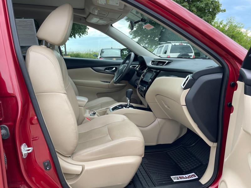 used 2016 Nissan Rogue car, priced at $15,970