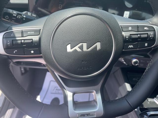 new 2025 Kia K5 car, priced at $32,739
