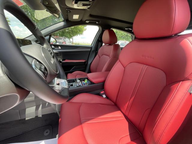 new 2025 Kia K5 car, priced at $32,739