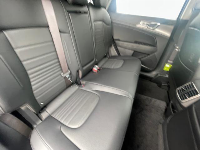 new 2025 Kia Sportage Hybrid car, priced at $39,835