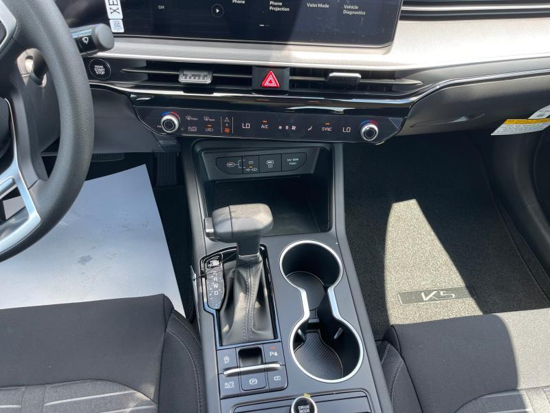new 2026 Kia K5 car, priced at $29,644