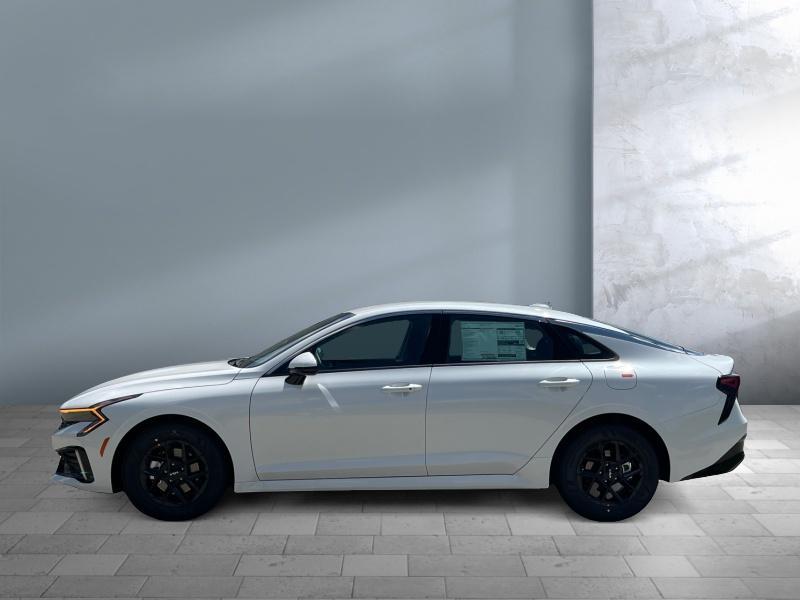 new 2026 Kia K5 car, priced at $29,644