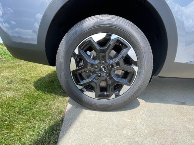 new 2025 Kia Sorento car, priced at $38,530