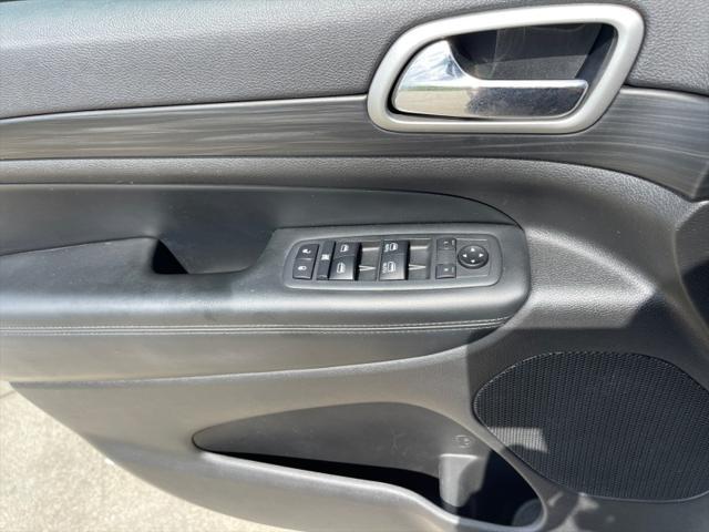 used 2020 Jeep Grand Cherokee car, priced at $26,970