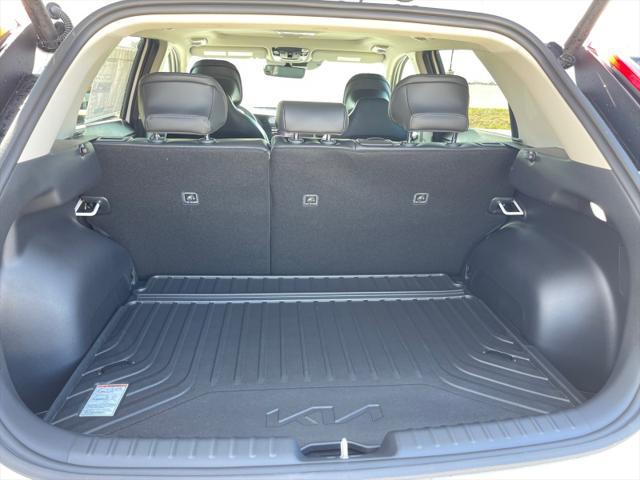 new 2025 Kia Niro car, priced at $33,799