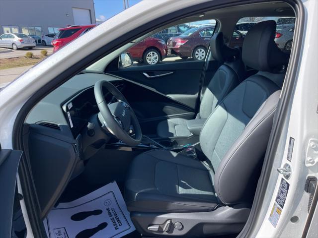 new 2025 Kia Niro car, priced at $33,799
