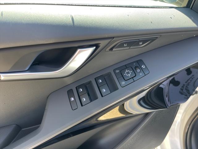 new 2025 Kia Niro car, priced at $33,799