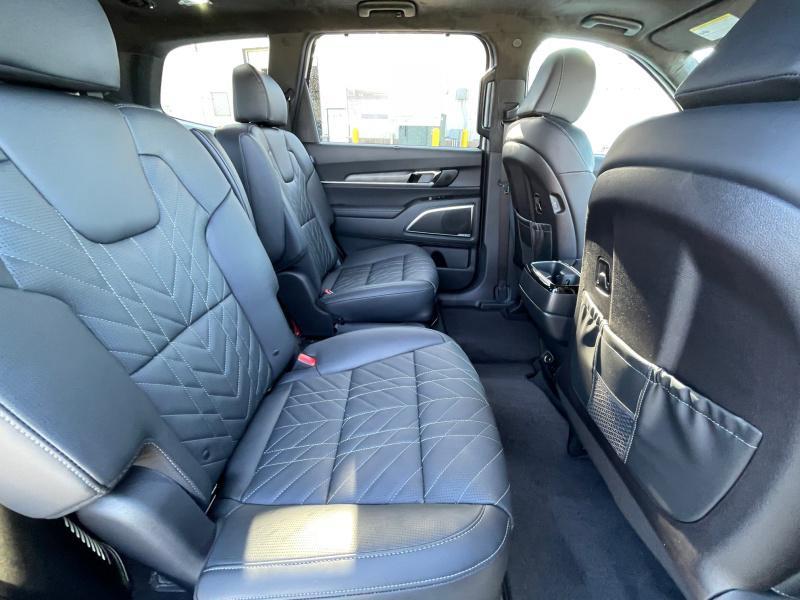 new 2025 Kia Telluride car, priced at $57,009