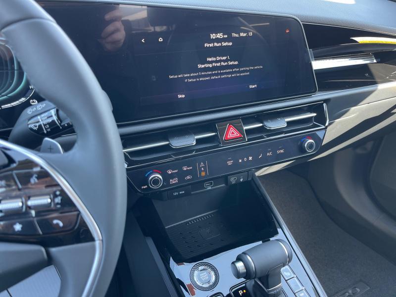 new 2025 Kia Niro car, priced at $31,579