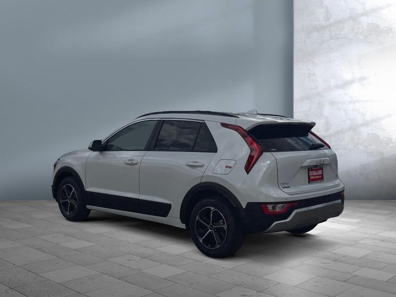 new 2025 Kia Niro car, priced at $30,504
