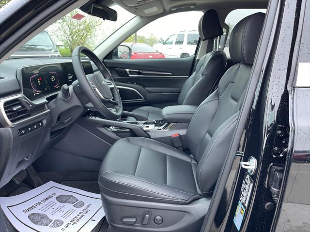 new 2025 Kia Telluride car, priced at $43,924