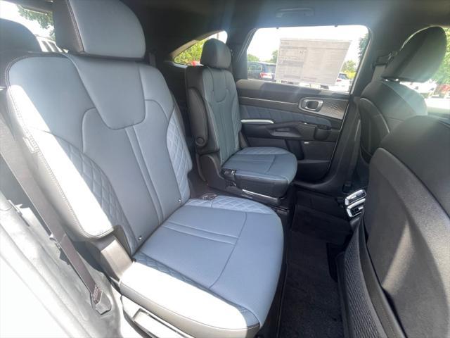 new 2025 Kia Sorento Hybrid car, priced at $49,719