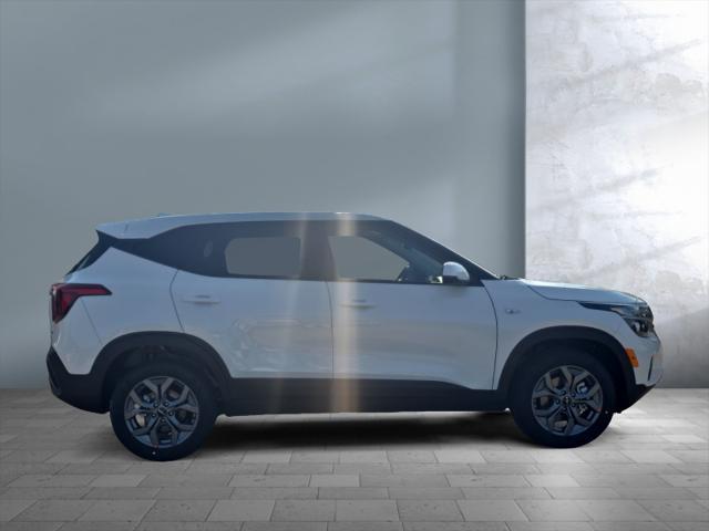 new 2025 Kia Seltos car, priced at $27,444