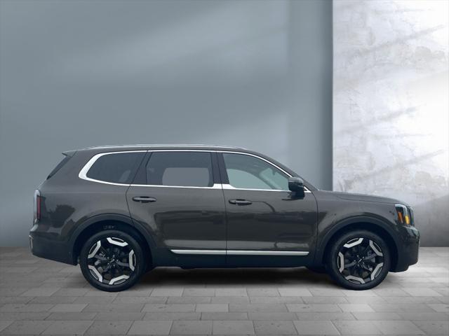 new 2025 Kia Telluride car, priced at $44,129