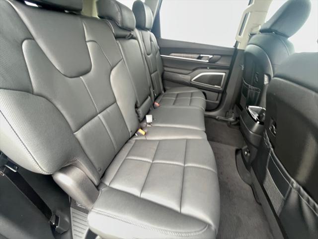 new 2025 Kia Telluride car, priced at $44,129
