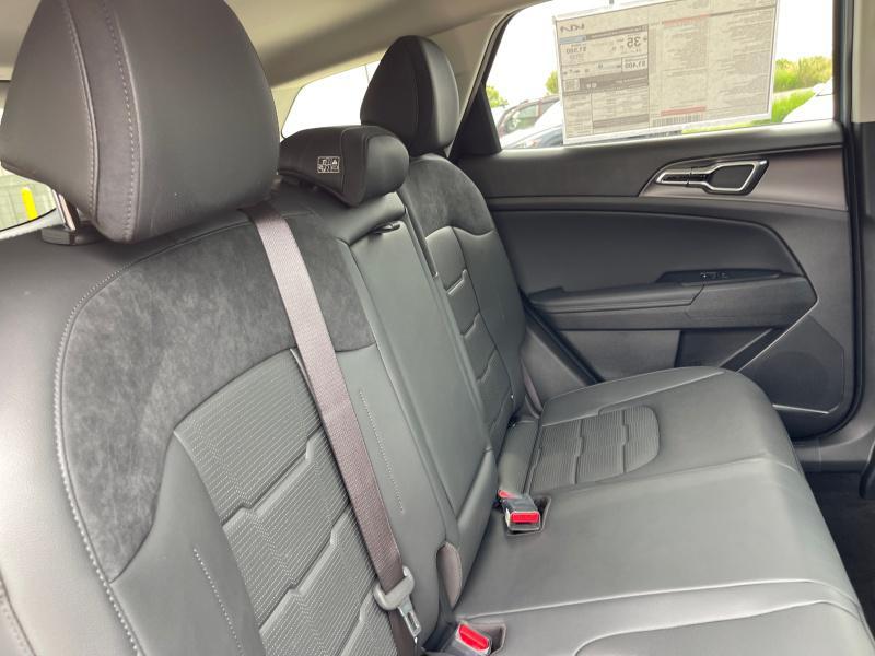 new 2026 Kia Sportage Hybrid car, priced at $42,184