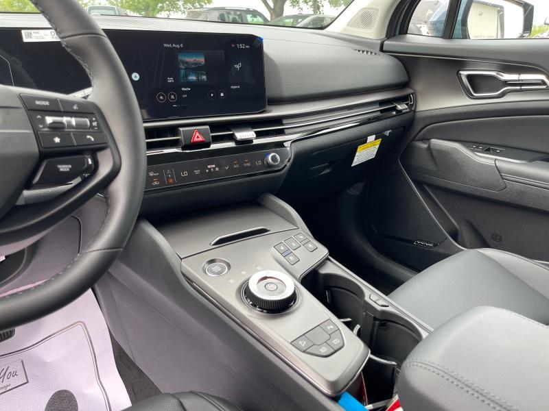 new 2026 Kia Sportage Hybrid car, priced at $42,184