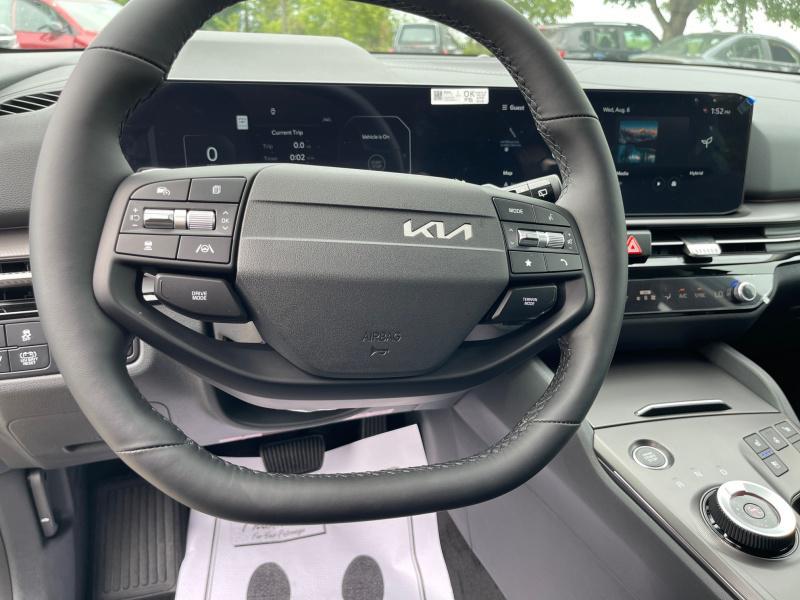 new 2026 Kia Sportage Hybrid car, priced at $42,184