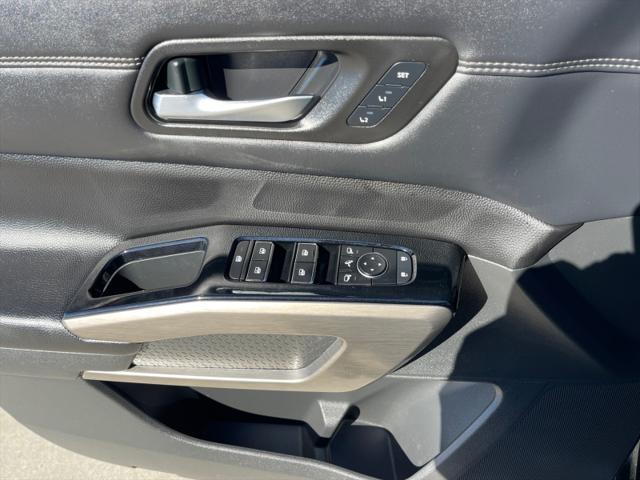 new 2023 Nissan Pathfinder car
