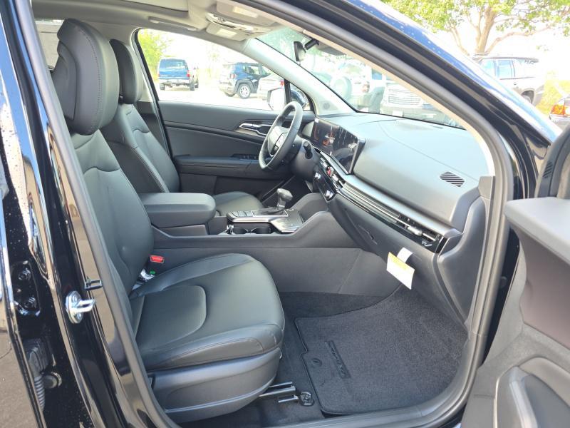 new 2026 Kia Sportage car, priced at $35,784