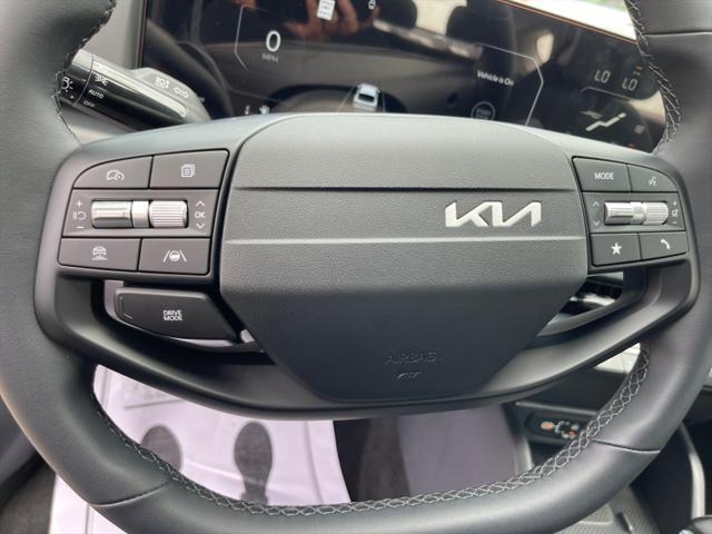 new 2025 Kia K4 car, priced at $25,959