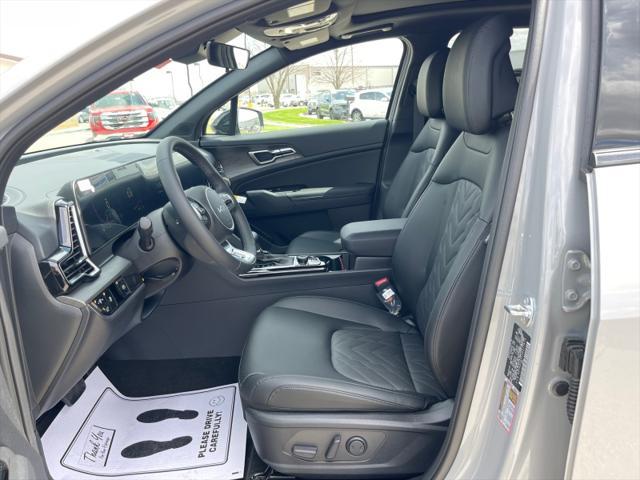 new 2025 Kia Sportage car, priced at $36,154