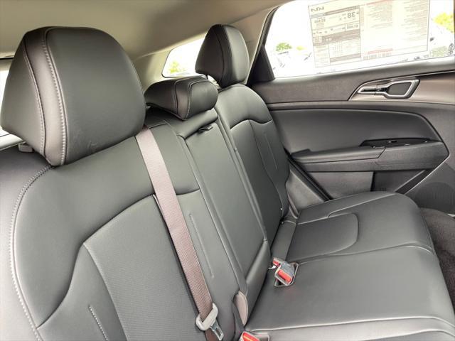new 2025 Kia Sportage Hybrid car, priced at $34,510