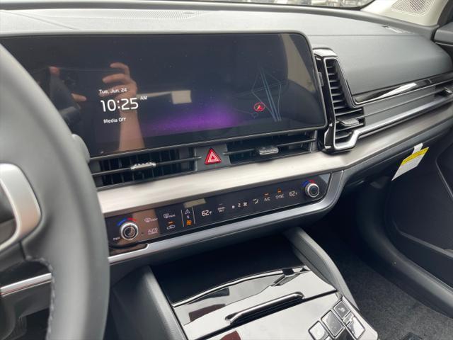 new 2025 Kia Sportage Hybrid car, priced at $34,510