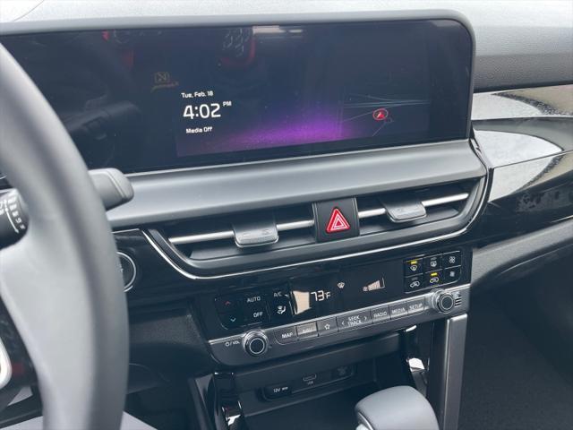new 2025 Kia Seltos car, priced at $28,929