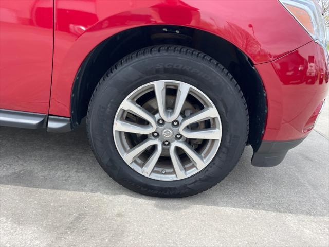 used 2016 Nissan Pathfinder car, priced at $14,970