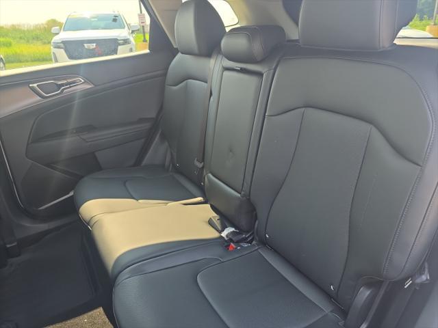 new 2026 Kia Sportage car, priced at $33,644