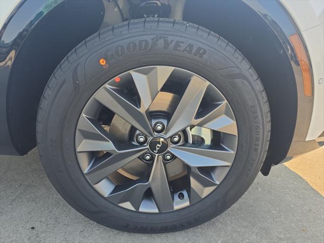 new 2025 Kia Sportage Hybrid car, priced at $40,504