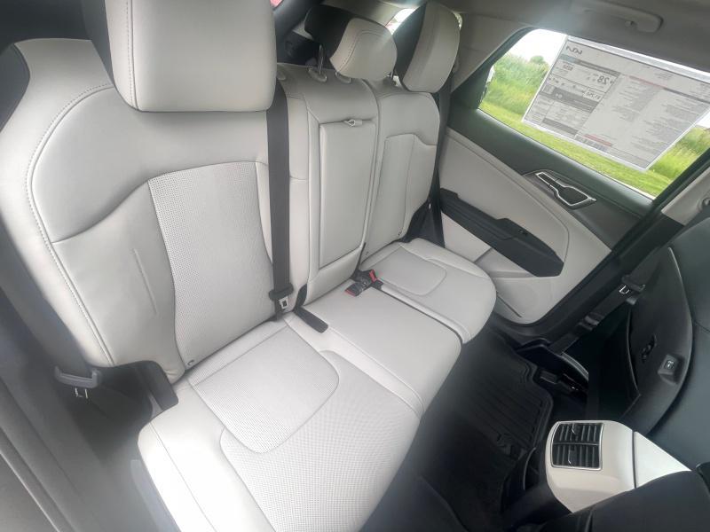 new 2026 Kia Sportage car, priced at $33,484
