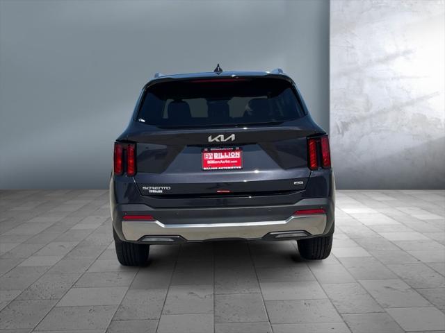 new 2025 Kia Sorento car, priced at $40,560