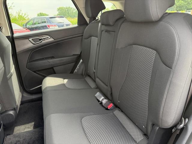 new 2025 Kia Sportage Hybrid car, priced at $32,909