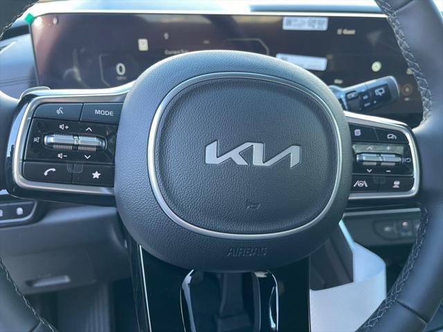 new 2025 Kia Carnival car, priced at $55,079