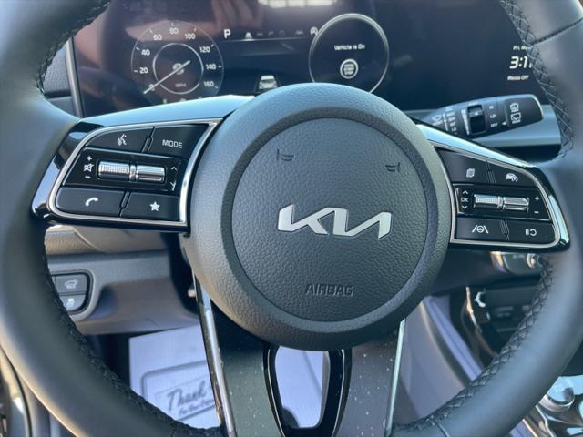 new 2025 Kia Seltos car, priced at $30,374