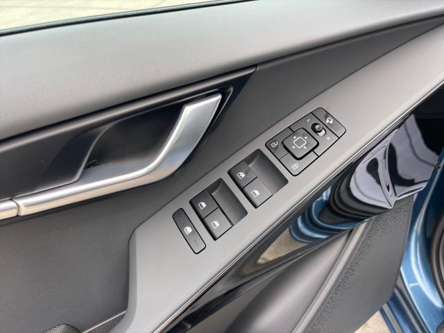 new 2025 Kia Niro car, priced at $32,474