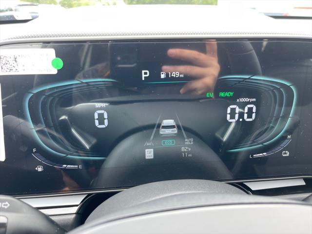 new 2025 Kia Niro car, priced at $32,474