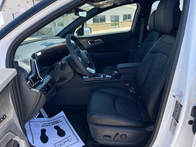 new 2025 Kia Sportage car, priced at $40,654
