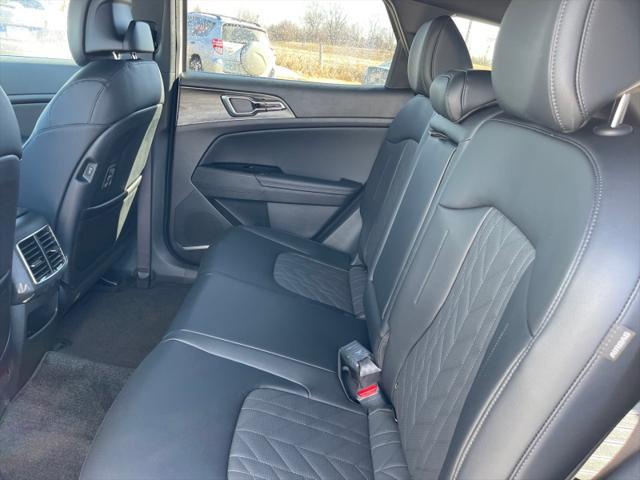 new 2025 Kia Sportage car, priced at $42,504