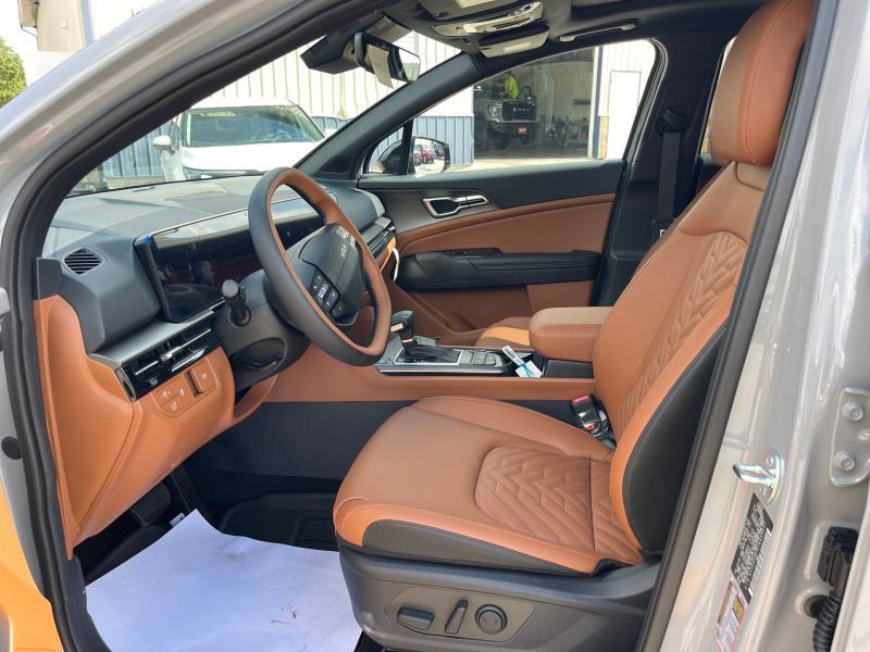 new 2026 Kia Sportage car, priced at $39,829
