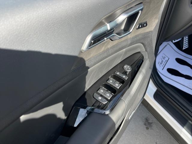 new 2025 Kia Sportage car, priced at $38,874