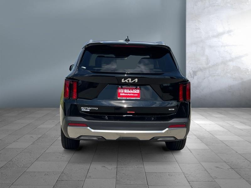 new 2025 Kia Sorento Hybrid car, priced at $42,879