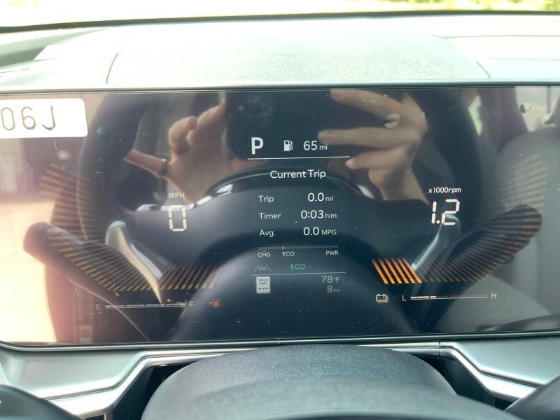 new 2025 Kia Sorento Hybrid car, priced at $42,879