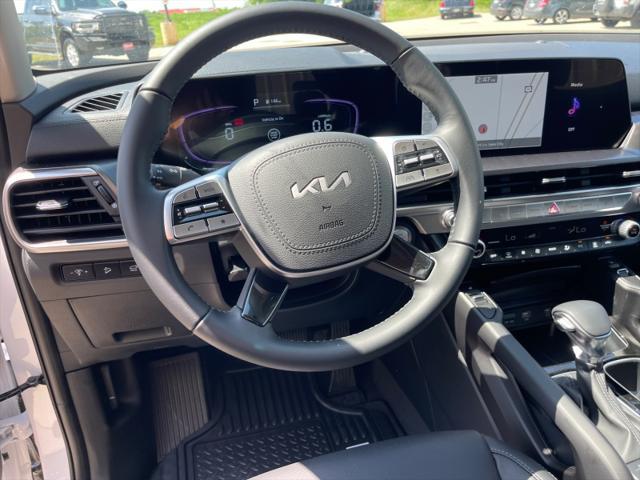 new 2025 Kia Telluride car, priced at $43,924