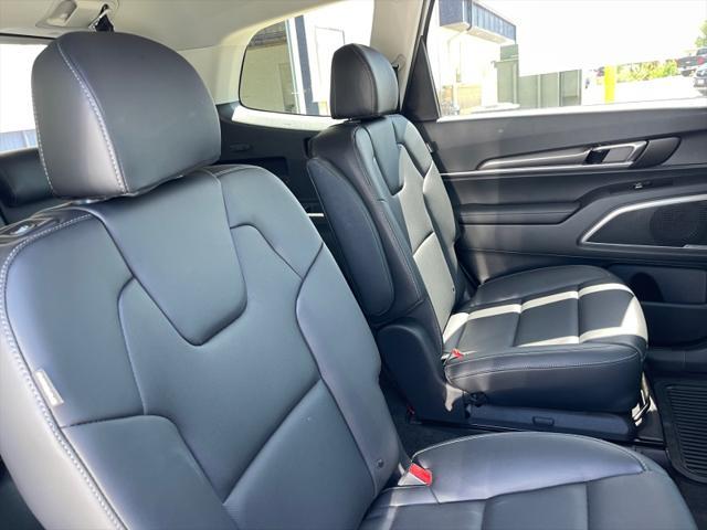 new 2025 Kia Telluride car, priced at $43,924