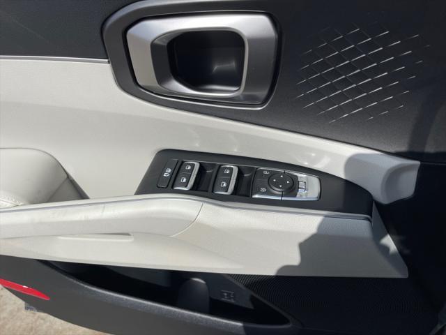 new 2025 Kia Sorento car, priced at $40,694