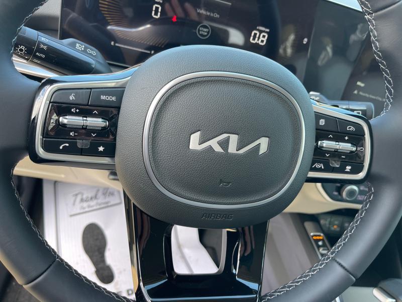 new 2025 Kia Sorento car, priced at $40,694